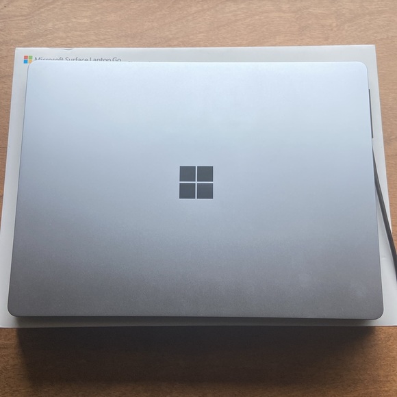 Microsoft Surface Laptop Go - Ice Blue, touchscreen, gently used. - Picture 6 of 16